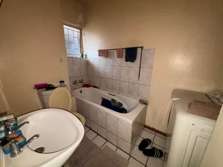 1 Bedroom Property for Sale in Willows Free State